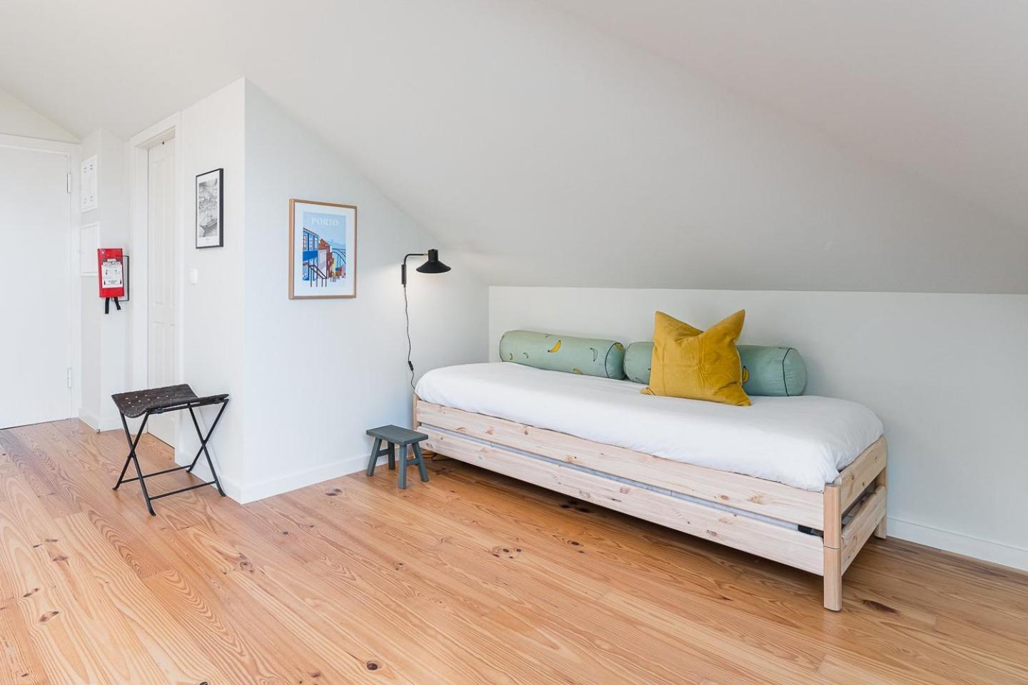 Guestready - Spacious And Modern Apt W/ Skylight Porto Kültér fotó