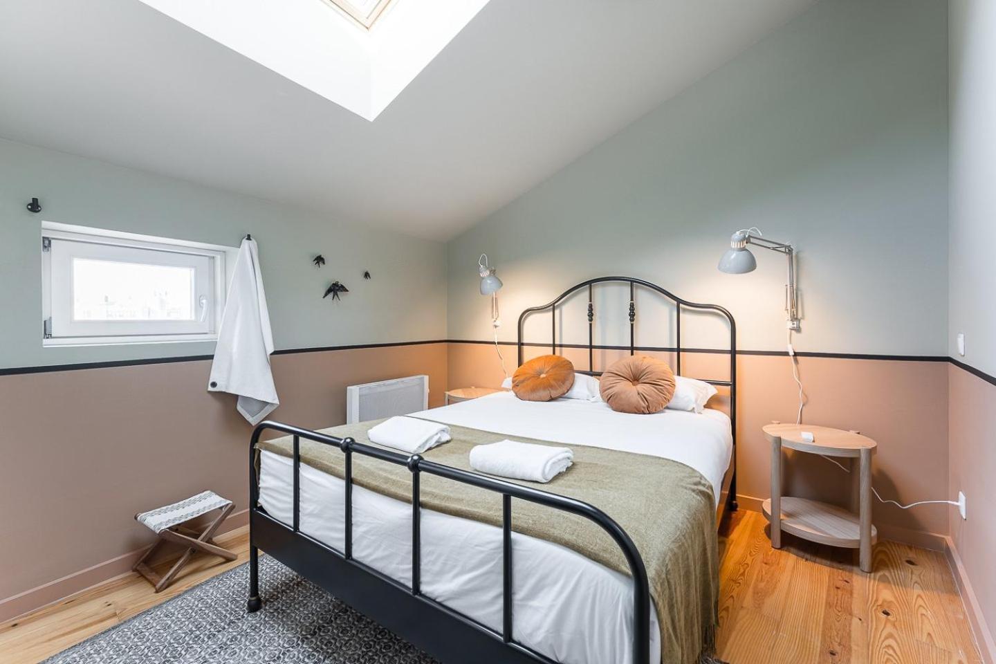 Guestready - Spacious And Modern Apt W/ Skylight Porto Kültér fotó